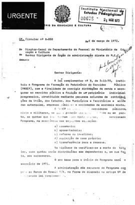CAV-ES_m025p02 - Correspondências sobre a Apresentação de Servidores e Solicitações de Informações do Centro Audiovisual, 1971-1972