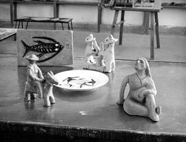 CECR_0005 - Peças de cerâmica produzidas em oficina de artes da Escola Parque, 1956